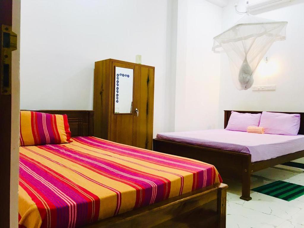 Green Jade Inn Мирисса Экстерьер фото