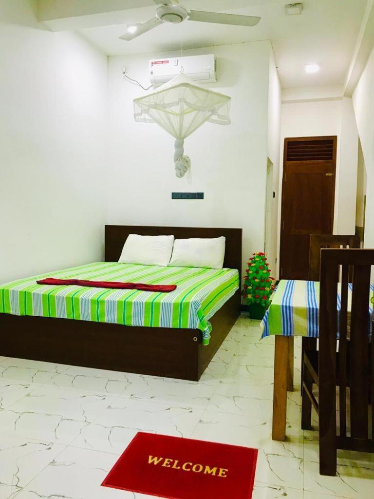 Green Jade Inn Мирисса Экстерьер фото